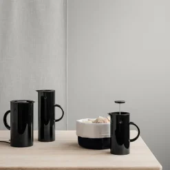 Stelton Isolierkanne schwarz 1 Liter